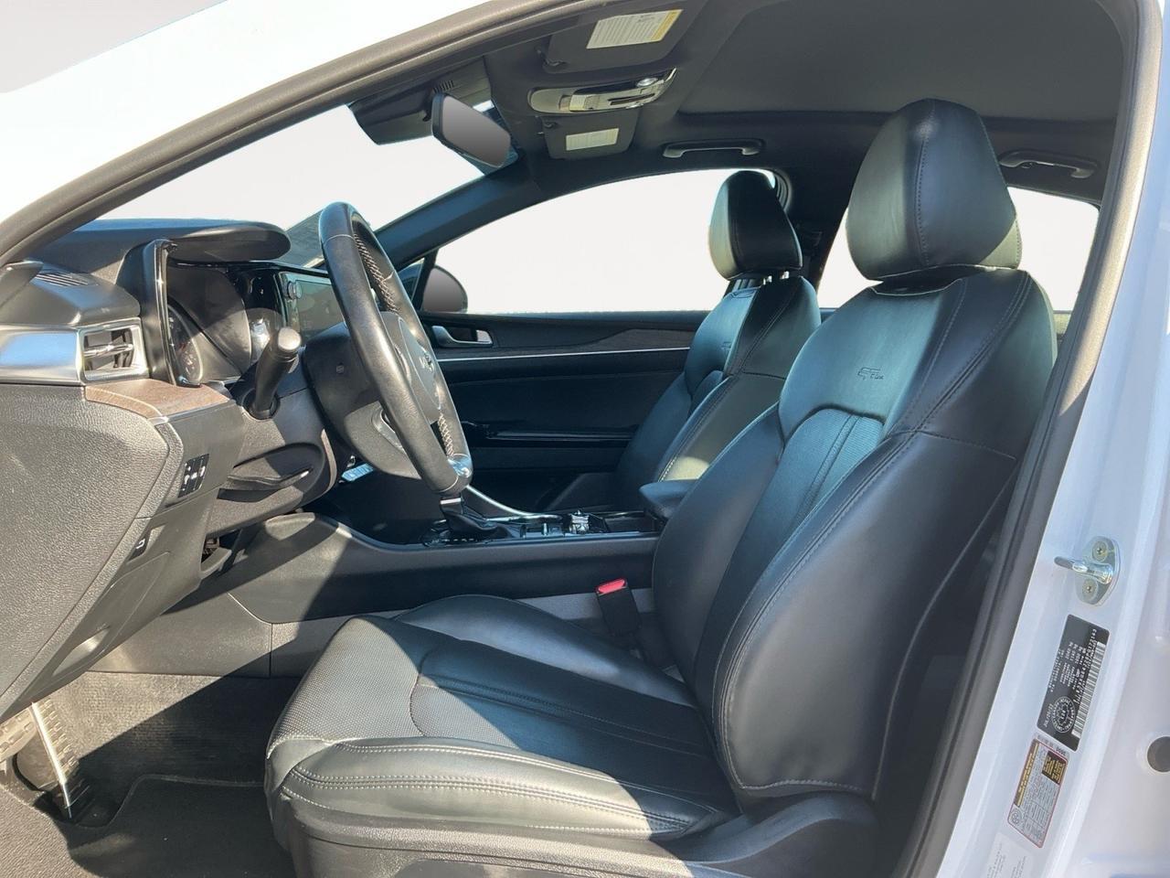 2023 Kia K5 GT-Line, APPLE CARPLAY/ANDROID AUTO, NAVIGATION, BACKUP CAMERA, POWER MIRRORS, BLIND SPOT ALERT, REMOTE KEYLESS ENTRY, CLEAN CARFAX, GREAT AFFORDABLE, RELIABLE CAR!