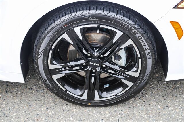 2023 Kia K5 GT-Line photo 11