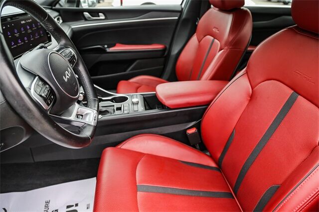 2023 Kia K5 GT-Line photo 15