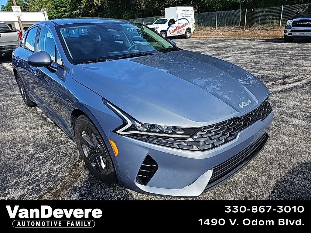 2023 Kia K5 LXS Akron