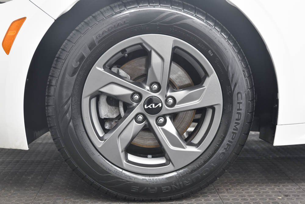 2023 Kia K5 LXS Akron OH