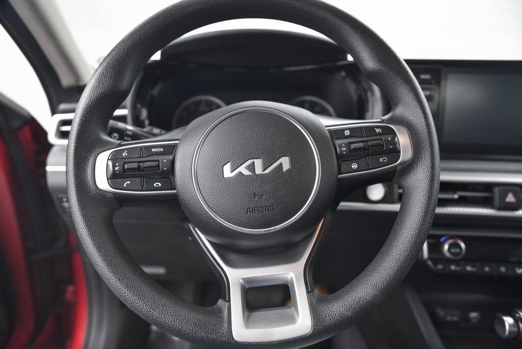 2023 Kia K5 LXS Akron OH