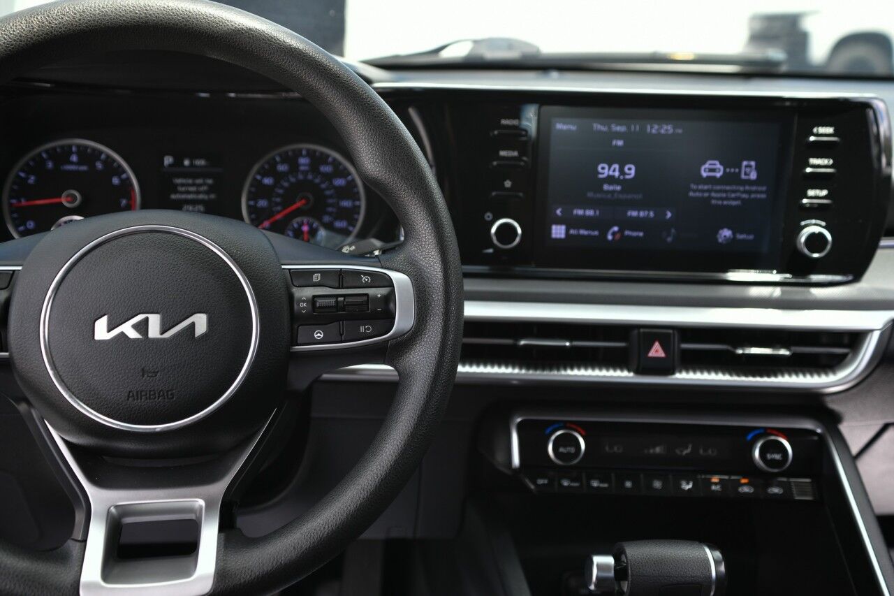 2023 Kia K5 LXS Doral FL