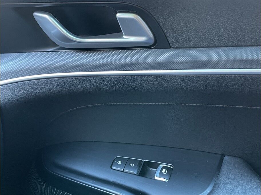 2023 Kia K5 LXS Sedan 4D Port Orchard WA