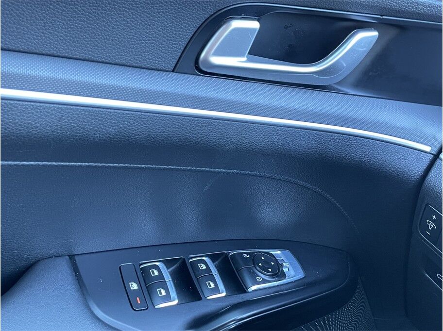 2023 Kia K5 LXS Sedan 4D Port Orchard WA
