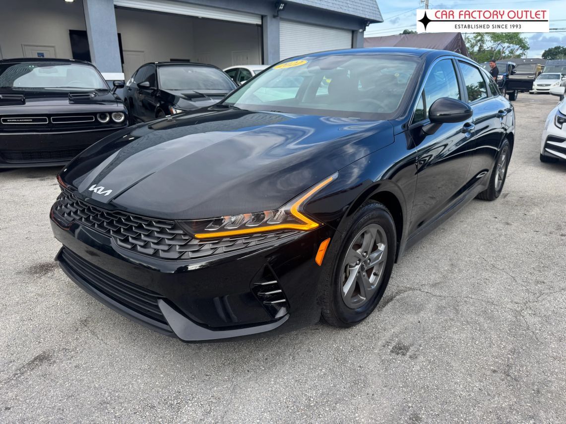 2023 Kia K5 LXS Sedan 4D