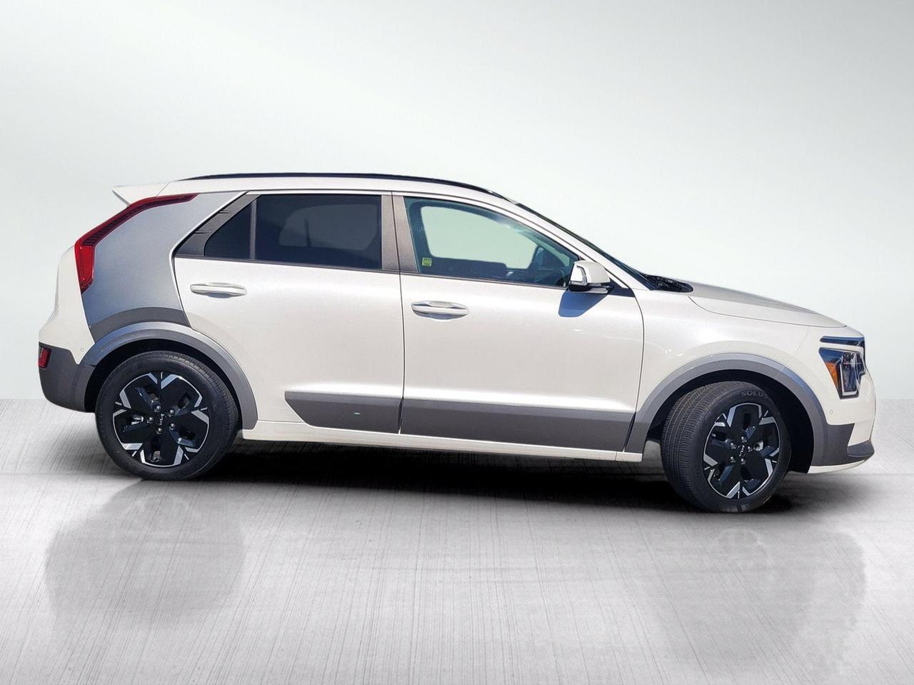 2023 Kia NIRO EV WAVE