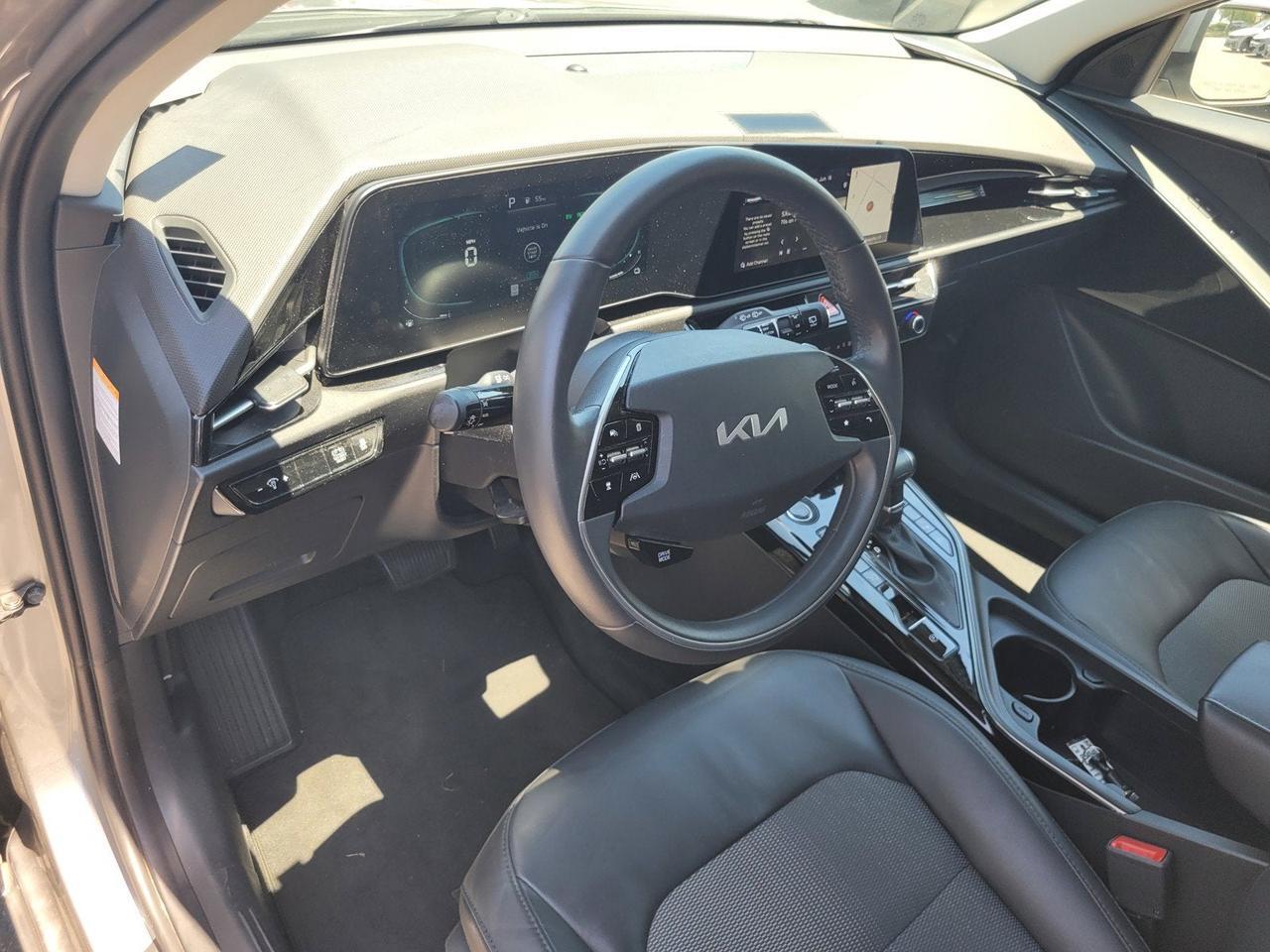 2023 Kia NIRO EX Roseville CA