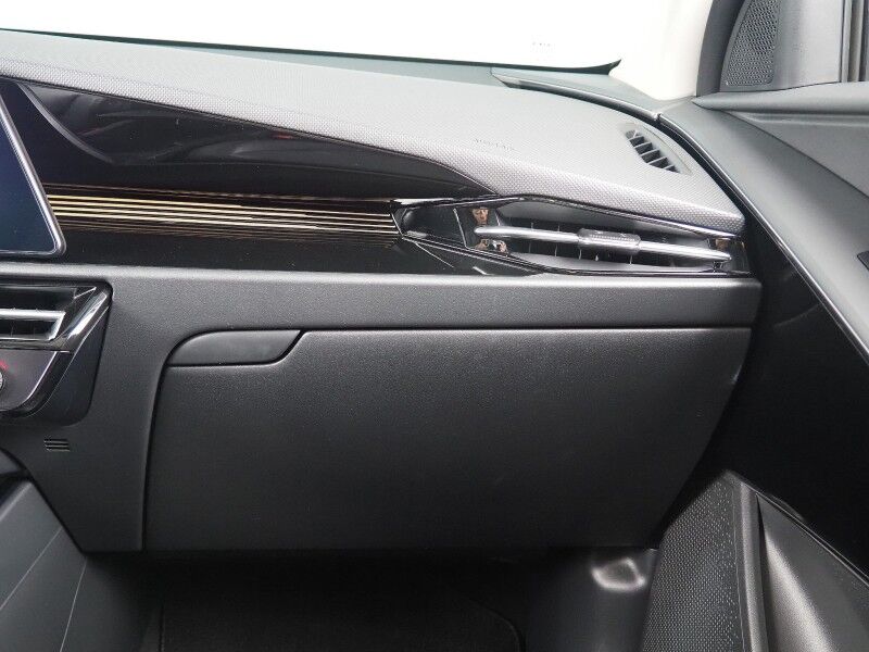 2023 Kia Niro EV Wave *HEADS-UP DISPLAY, NAVIGATION, ADAPTIVE CRUISE, SAFETY ALERTS, BACKUP-CAMERA, COLOR TOUCHSCREEN, MOONROOF, CLIMATE SEATS, HEATED STEERING, HARMAN/KARDON, WIRELESS CHARGING, ANROID & APPLE Round Rock TX