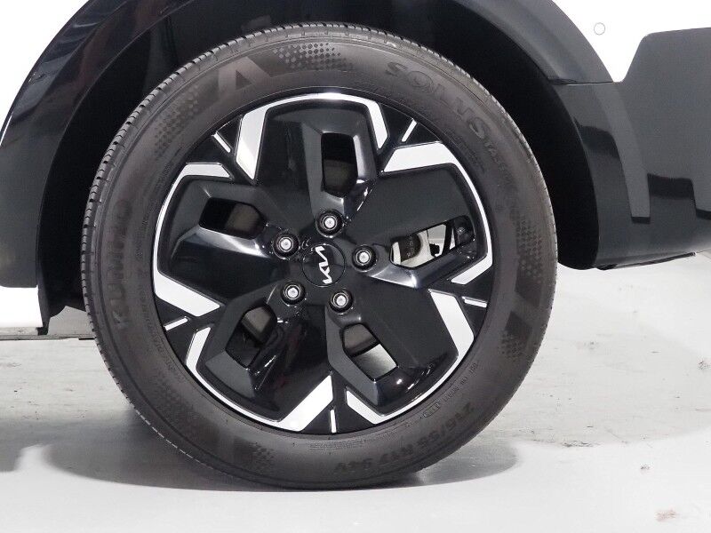 2023 Kia Niro EV Wave *HEADS-UP DISPLAY, NAVIGATION, ADAPTIVE CRUISE, SAFETY ALERTS, BACKUP-CAMERA, COLOR TOUCHSCREEN, MOONROOF, CLIMATE SEATS, HEATED STEERING, HARMAN/KARDON, WIRELESS CHARGING, ANROID & APPLE Round Rock TX