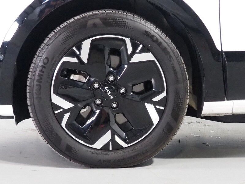 2023 Kia Niro EV Wave *HEADS-UP DISPLAY, NAVIGATION, ADAPTIVE CRUISE, SAFETY ALERTS, BACKUP-CAMERA, COLOR TOUCHSCREEN, MOONROOF, CLIMATE SEATS, HEATED STEERING, HARMAN/KARDON, WIRELESS CHARGING, ANROID & APPLE Round Rock TX