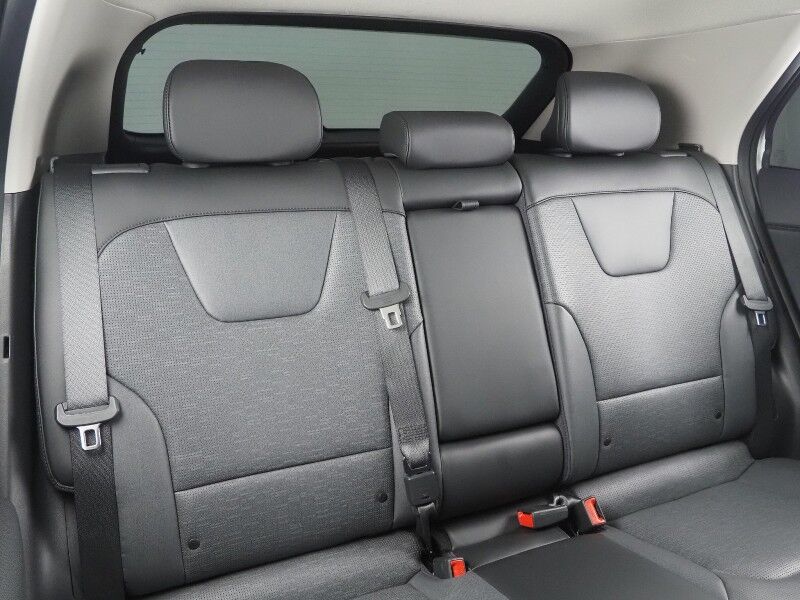 2023 Kia Niro EV Wave *HEADS-UP DISPLAY, NAVIGATION, ADAPTIVE CRUISE, SAFETY ALERTS, BACKUP-CAMERA, COLOR TOUCHSCREEN, MOONROOF, CLIMATE SEATS, HEATED STEERING, HARMAN/KARDON, WIRELESS CHARGING, ANROID & APPLE Round Rock TX