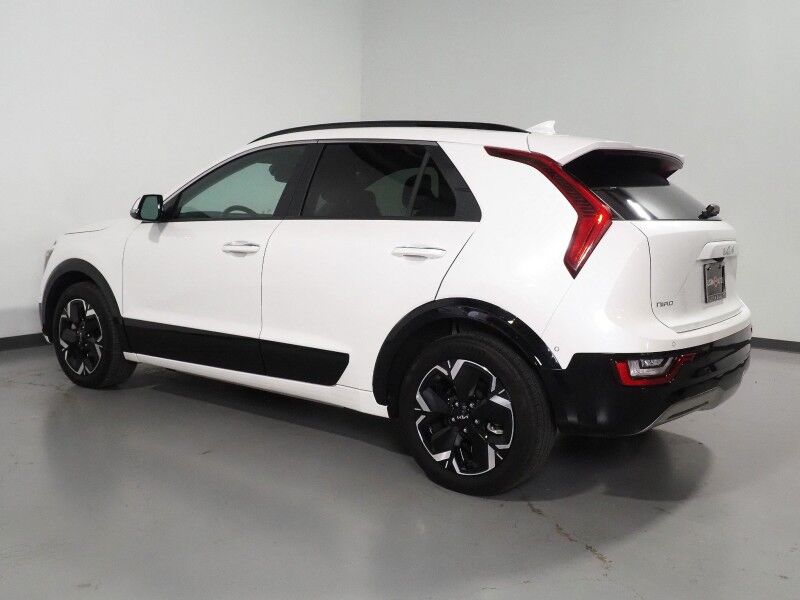 2023 Kia Niro EV Wave *HEADS-UP DISPLAY, NAVIGATION, ADAPTIVE CRUISE, SAFETY ALERTS, BACKUP-CAMERA, COLOR TOUCHSCREEN, MOONROOF, CLIMATE SEATS, HEATED STEERING, HARMAN/KARDON, WIRELESS CHARGING, ANROID & APPLE Round Rock TX