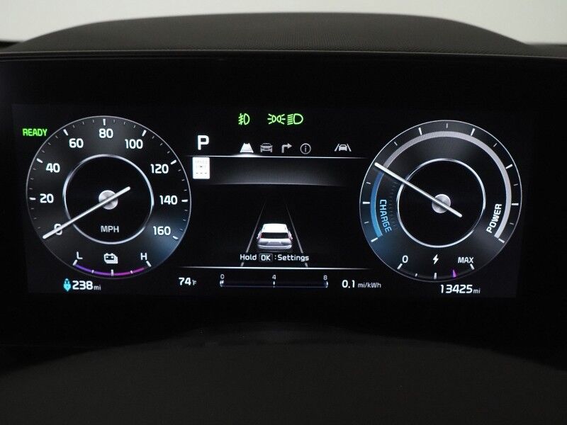 2023 Kia Niro EV Wave *HEADS-UP DISPLAY, NAVIGATION, ADAPTIVE CRUISE, SAFETY ALERTS, BACKUP-CAMERA, COLOR TOUCHSCREEN, MOONROOF, CLIMATE SEATS, HEATED STEERING, HARMAN/KARDON, WIRELESS CHARGING, ANROID & APPLE Round Rock TX