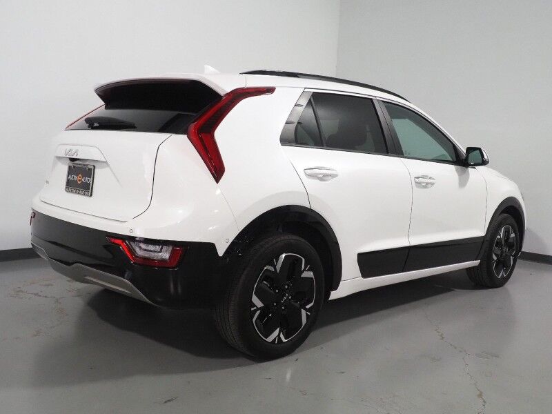 2023 Kia Niro EV Wave *HEADS-UP DISPLAY, NAVIGATION, ADAPTIVE CRUISE, SAFETY ALERTS, BACKUP-CAMERA, COLOR TOUCHSCREEN, MOONROOF, CLIMATE SEATS, HEATED STEERING, HARMAN/KARDON, WIRELESS CHARGING, ANROID & APPLE Round Rock TX