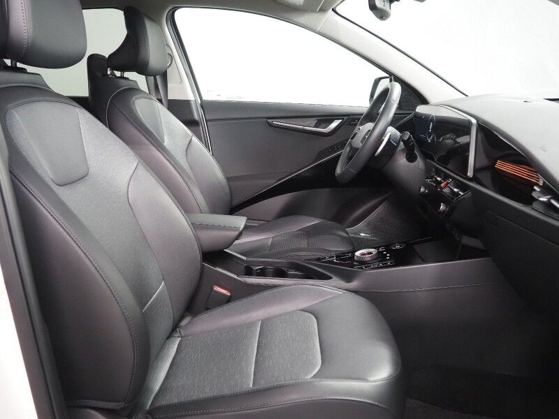 2023 Kia Niro EV Wave *HEADS-UP DISPLAY, NAVIGATION, ADAPTIVE CRUISE, SAFETY ALERTS, BACKUP-CAMERA, COLOR TOUCHSCREEN, MOONROOF, CLIMATE SEATS, HEATED STEERING, HARMAN/KARDON, WIRELESS CHARGING, ANROID & APPLE Round Rock TX