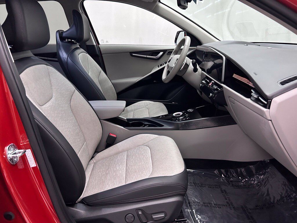 2023 Kia Niro EV Wave Portland OR