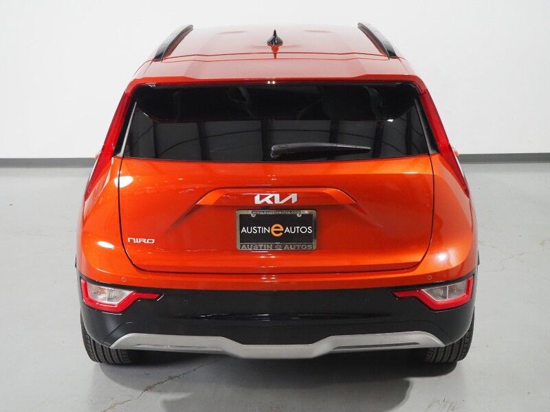 2023 Kia Niro EV Wind *NAVIGATION, ADAPTIVE CRUISE, SAFETY ALERTS, BACKUP-CAMERA, COLOR TOUCHSCREEN, HEATED SEATS, POWER LIFTGATE, KEYLESS ENTRY, WIRELESS CHARGING, ANROID & APPLE Round Rock TX