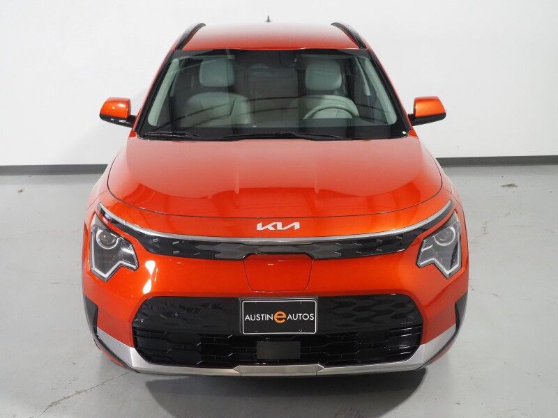 2023 Kia Niro EV Wind *NAVIGATION, ADAPTIVE CRUISE, SAFETY ALERTS, BACKUP-CAMERA, COLOR TOUCHSCREEN, HEATED SEATS, POWER LIFTGATE, KEYLESS ENTRY, WIRELESS CHARGING, ANROID & APPLE Round Rock TX