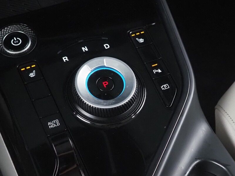 2023 Kia Niro EV Wind *NAVIGATION, ADAPTIVE CRUISE, SAFETY ALERTS, BACKUP-CAMERA, COLOR TOUCHSCREEN, HEATED SEATS, POWER LIFTGATE, KEYLESS ENTRY, WIRELESS CHARGING, ANROID & APPLE Round Rock TX