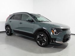 2023_Kia_Niro EV Wind_*NAVIGATION, ADAPTIVE CRUISE, SAFETY ALERTS, BACKUP-CAMERA, COLOR TOUCHSCREEN, HEATED SEATS, POWER LIFTGATE, KEYLESS ENTRY, WIRELESS CHARGING, ANROID & APPLE_ Round Rock TX