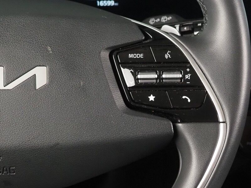 2023 Kia Niro EV Wind *NAVIGATION, ADAPTIVE CRUISE, SAFETY ALERTS, BACKUP-CAMERA, COLOR TOUCHSCREEN, HEATED SEATS, POWER LIFTGATE, KEYLESS ENTRY, WIRELESS CHARGING, ANROID & APPLE Round Rock TX