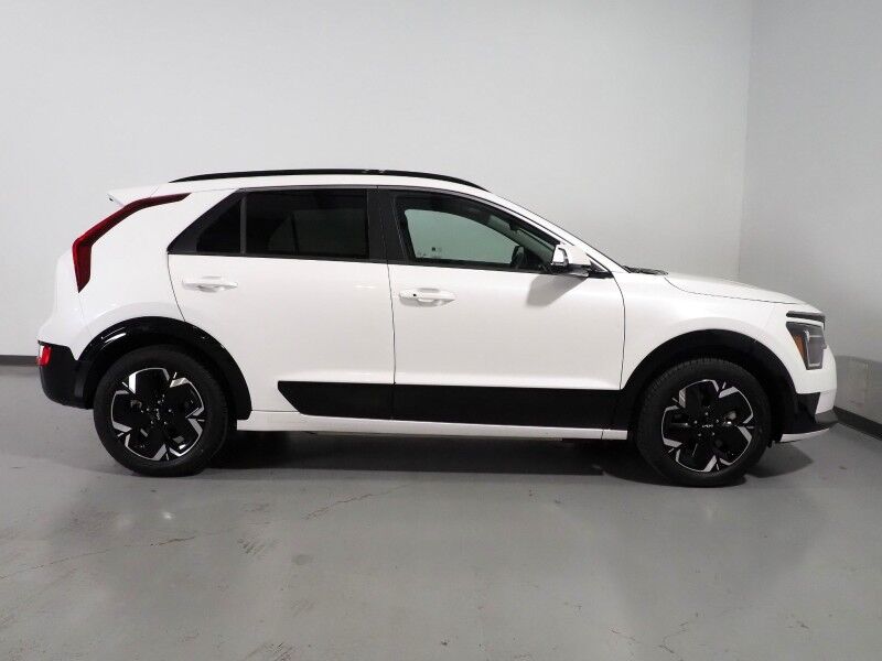 2023 Kia Niro EV Wind *NAVIGATION, ADAPTIVE CRUISE, SAFETY ALERTS, BACKUP-CAMERA, COLOR TOUCHSCREEN, HEATED SEATS, POWER LIFTGATE, KEYLESS ENTRY, WIRELESS CHARGING, ANROID & APPLE Round Rock TX
