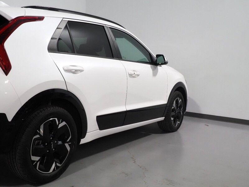 2023 Kia Niro EV Wind *NAVIGATION, ADAPTIVE CRUISE, SAFETY ALERTS, BACKUP-CAMERA, COLOR TOUCHSCREEN, HEATED SEATS, POWER LIFTGATE, KEYLESS ENTRY, WIRELESS CHARGING, ANROID & APPLE Round Rock TX