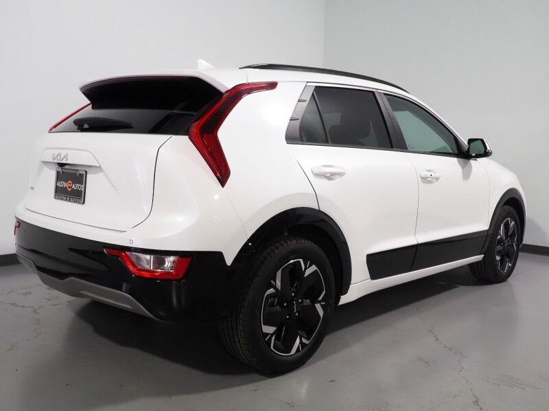 2023 Kia Niro EV Wind *NAVIGATION, ADAPTIVE CRUISE, SAFETY ALERTS, BACKUP-CAMERA, COLOR TOUCHSCREEN, HEATED SEATS, POWER LIFTGATE, KEYLESS ENTRY, WIRELESS CHARGING, ANROID & APPLE Round Rock TX