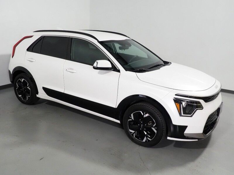 2023 Kia Niro EV Wind *NAVIGATION, ADAPTIVE CRUISE, SAFETY ALERTS, BACKUP-CAMERA, COLOR TOUCHSCREEN, HEATED SEATS, POWER LIFTGATE, KEYLESS ENTRY, WIRELESS CHARGING, ANROID & APPLE Round Rock TX