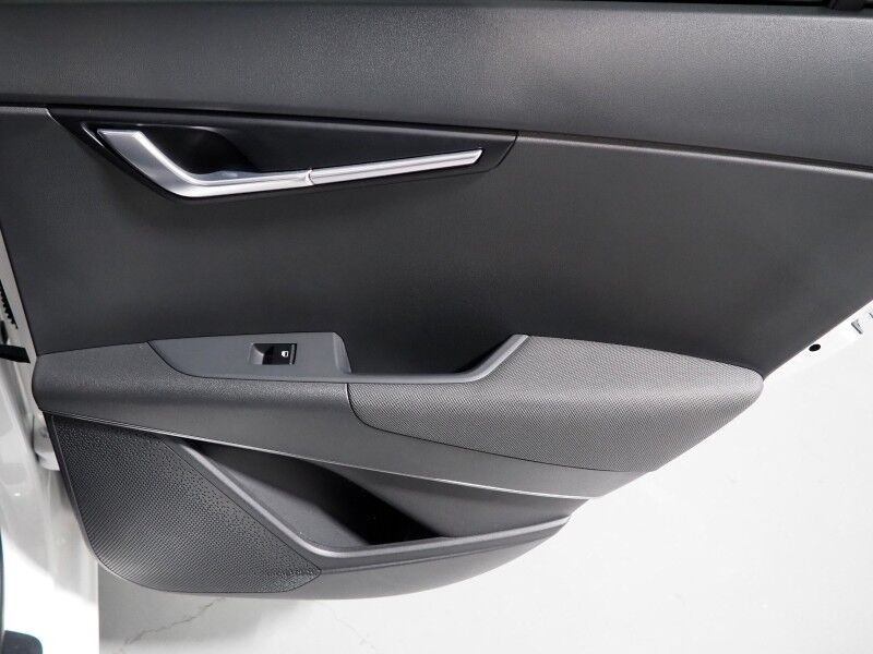 2023 Kia Niro EV Wind *NAVIGATION, ADAPTIVE CRUISE, SAFETY ALERTS, BACKUP-CAMERA, COLOR TOUCHSCREEN, HEATED SEATS, POWER LIFTGATE, KEYLESS ENTRY, WIRELESS CHARGING, ANROID & APPLE Round Rock TX