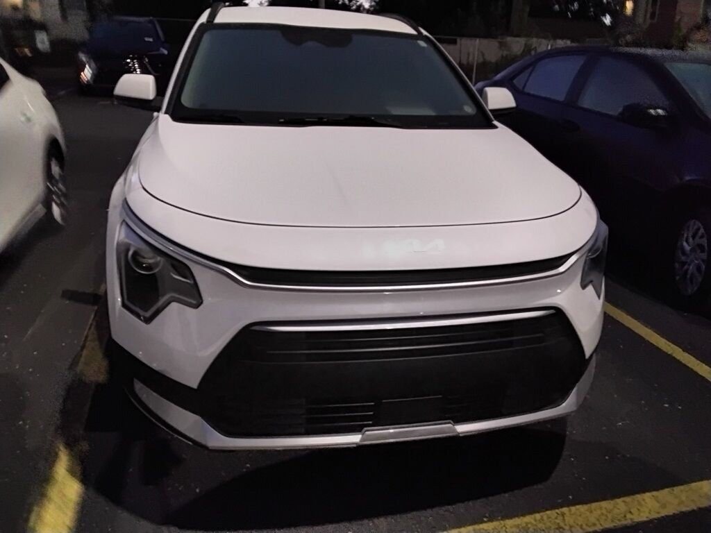 2023 Kia Niro EX Akron OH