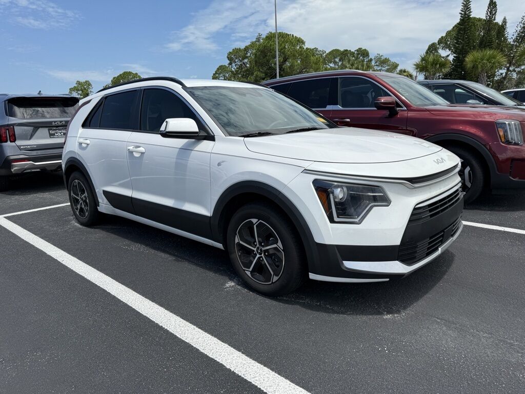 2023 Kia Niro EX Oshkosh WI