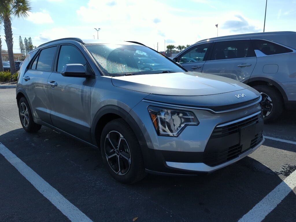 2023 Kia Niro EX Oshkosh WI