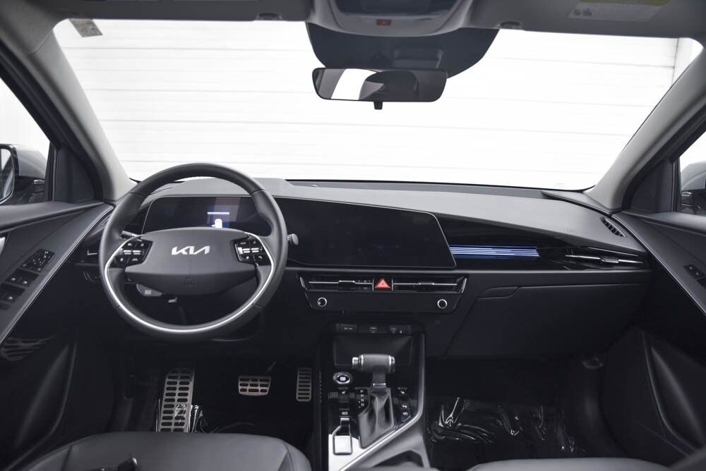 2023 Kia Niro EX Touring Akron OH