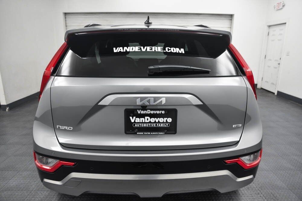2023 Kia Niro EX Touring Akron OH