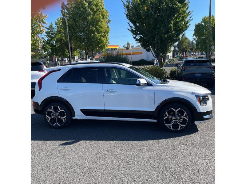 2023 Kia Niro EX Touring Eureka CA