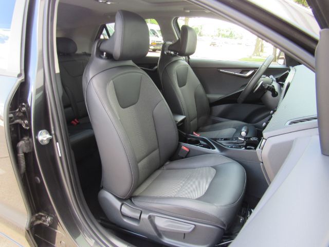 2023 Kia Niro EX Touring Plano TX
