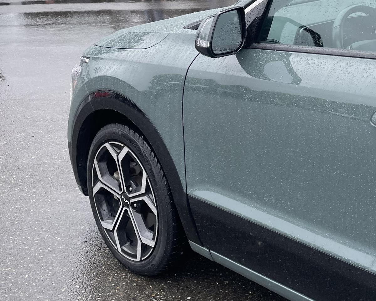 2023 Kia Niro EX Touring Wagon 4D Port Orchard WA