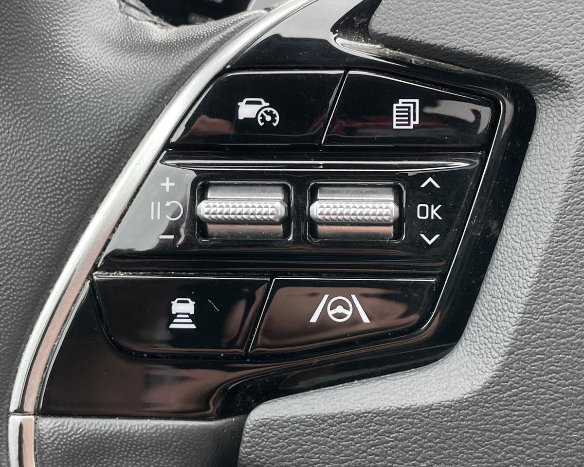 2023 Kia Niro EX Touring Wagon 4D Port Orchard WA
