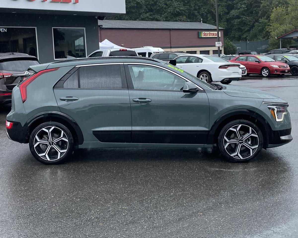 2023 Kia Niro EX Touring Wagon 4D Port Orchard WA