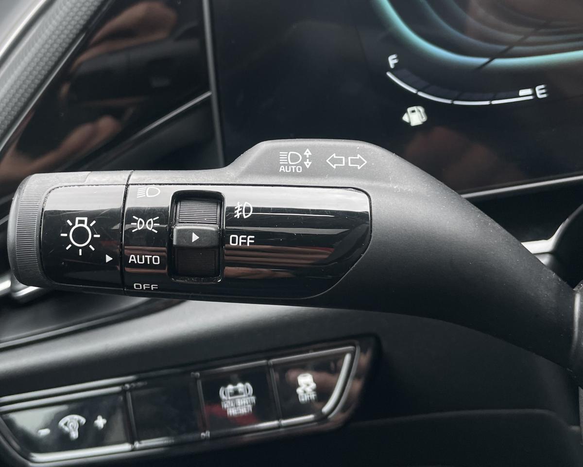 2023 Kia Niro EX Touring Wagon 4D Port Orchard WA