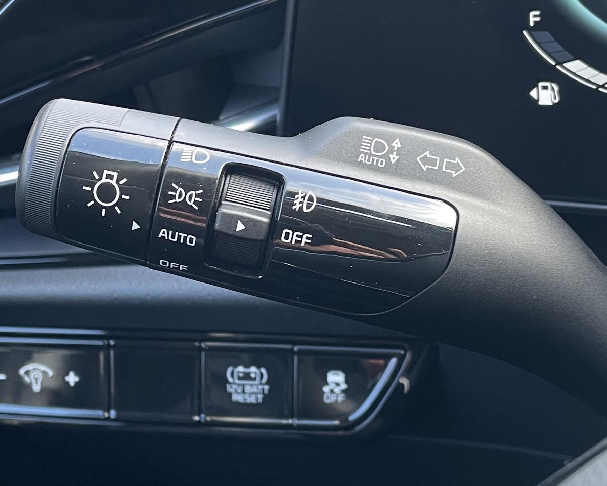 2023 Kia Niro EX Touring Wagon 4D Port Orchard WA