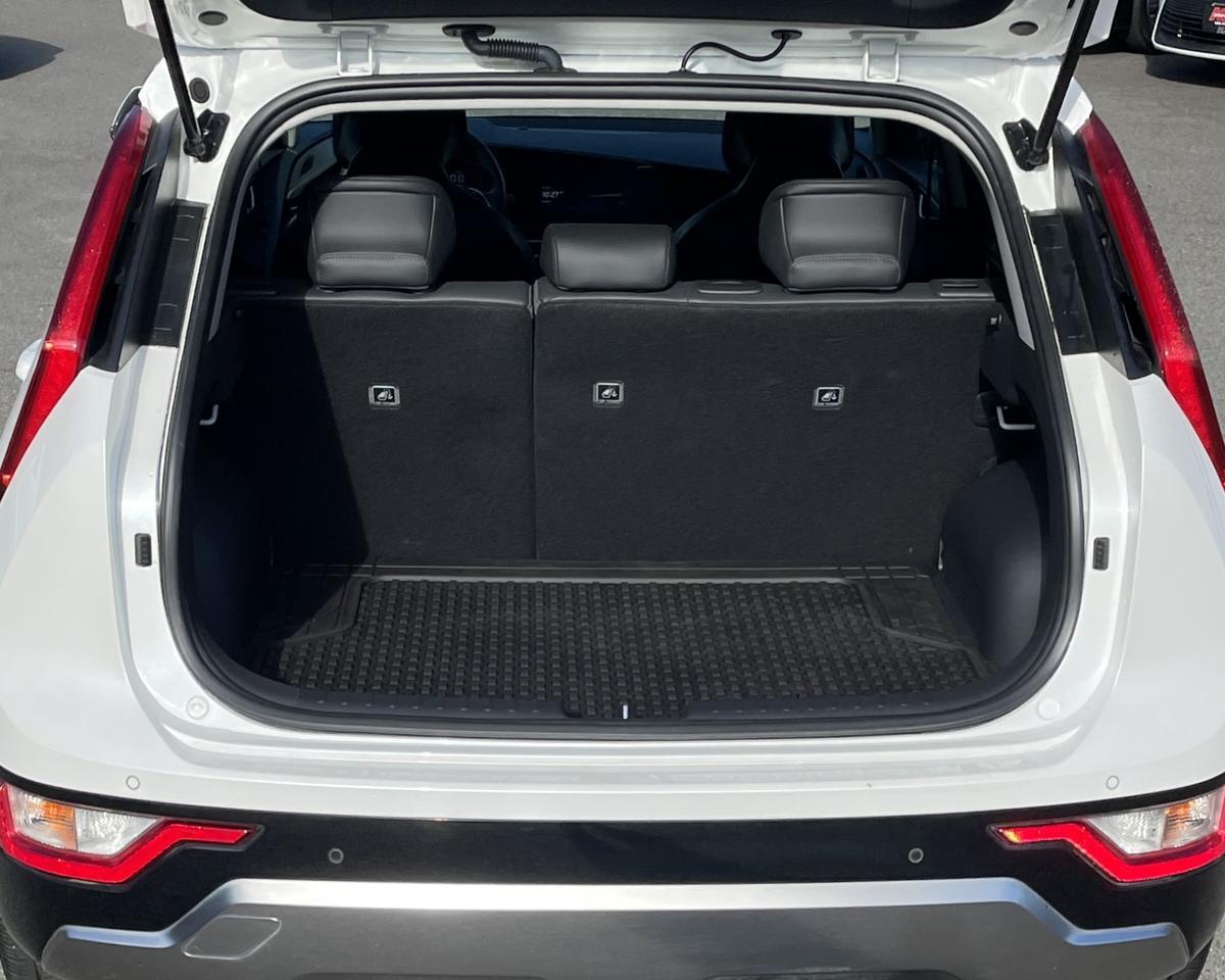 2023 Kia Niro EX Touring Wagon 4D Port Orchard WA