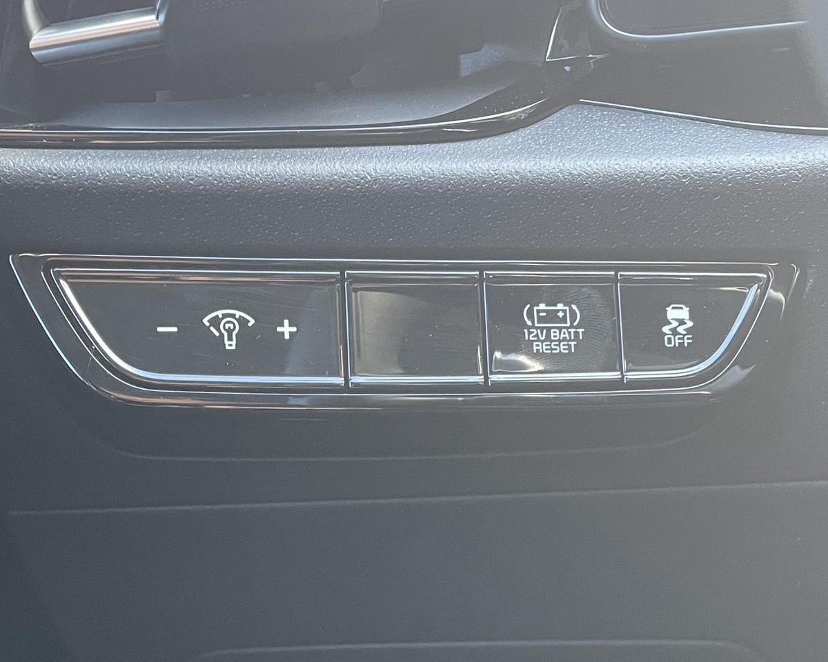 2023 Kia Niro EX Touring Wagon 4D Port Orchard WA