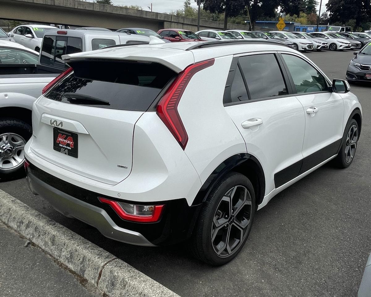 2023 Kia Niro EX Touring Wagon 4D Port Orchard WA