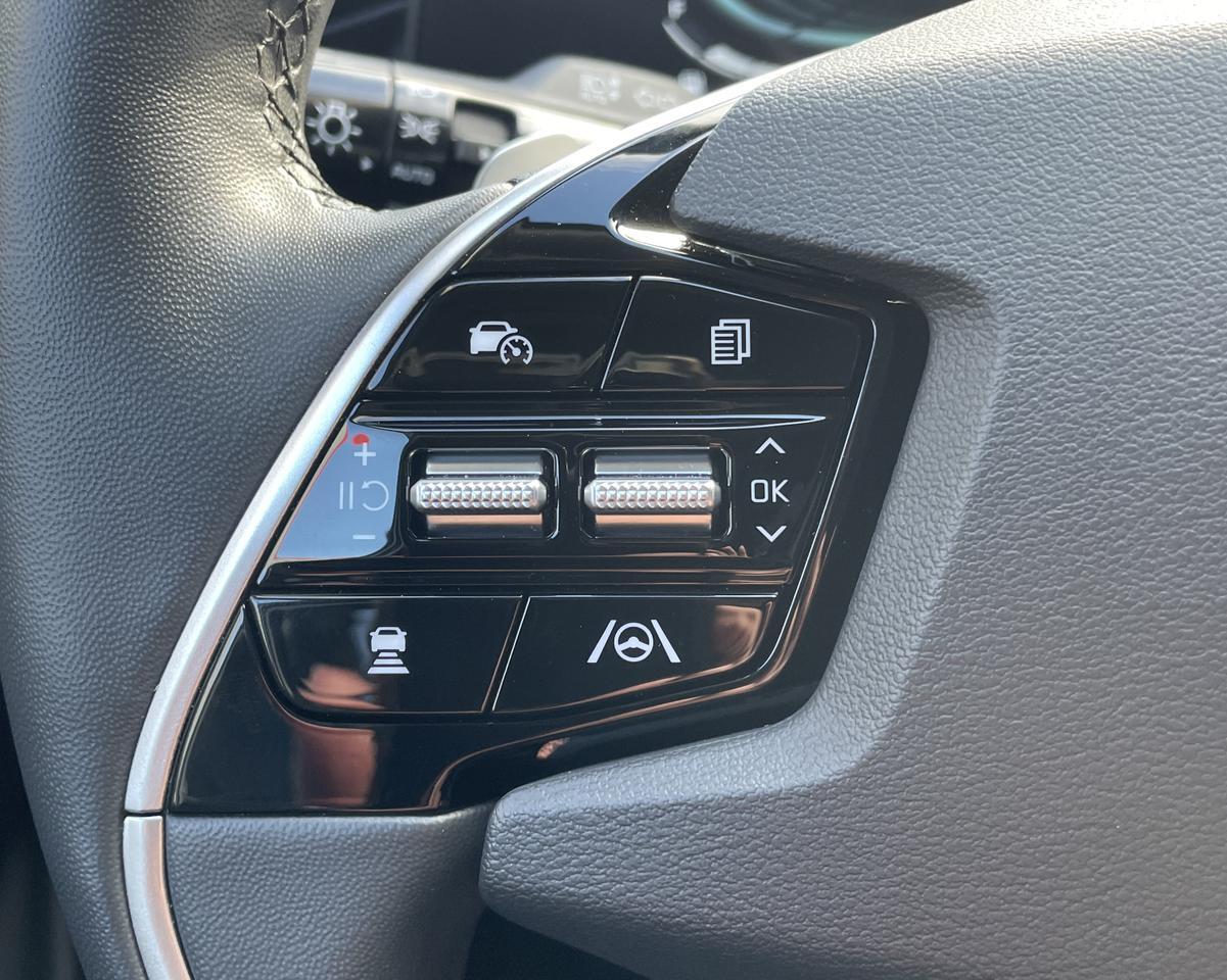 2023 Kia Niro EX Touring Wagon 4D Port Orchard WA