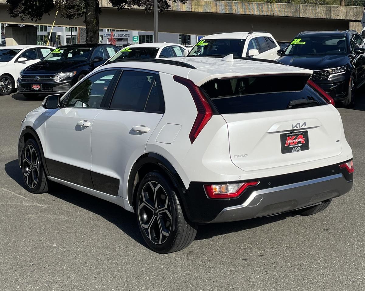 2023 Kia Niro EX Touring Wagon 4D Port Orchard WA