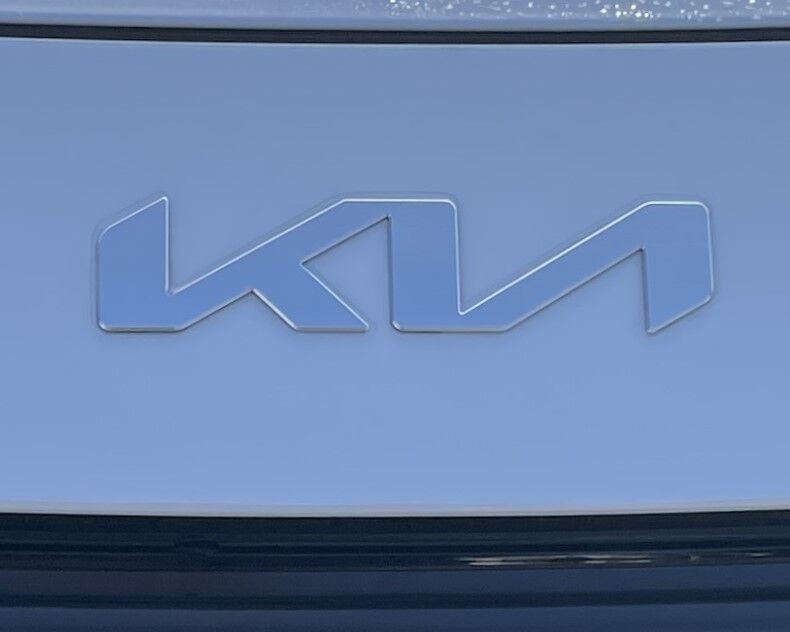 2023 Kia Niro EX Touring Wagon 4D Port Orchard WA
