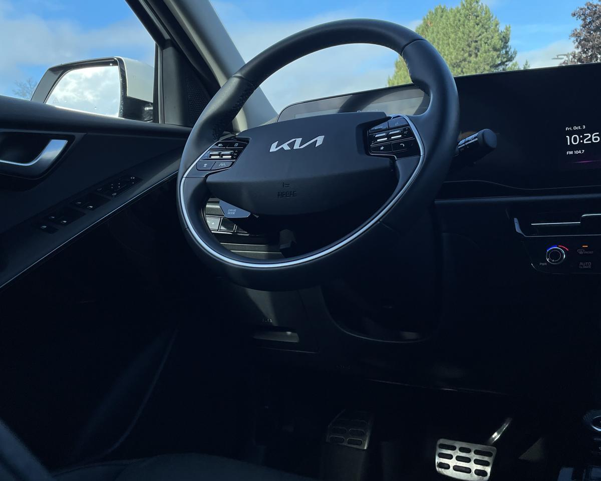 2023 Kia Niro EX Touring Wagon 4D Port Orchard WA